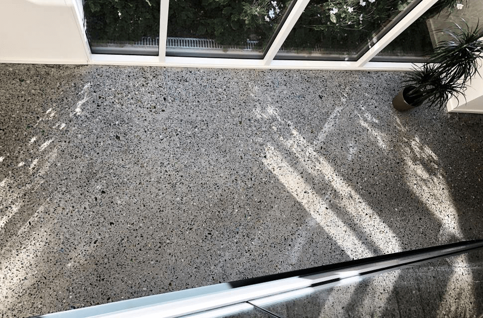 Støbning, slibning og polering af betongulv - KEA Hellerup - repos